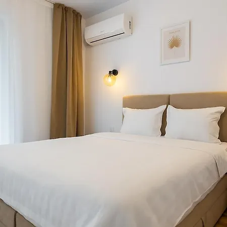 Апартаменты One Serenity Loft Parking Бухарест