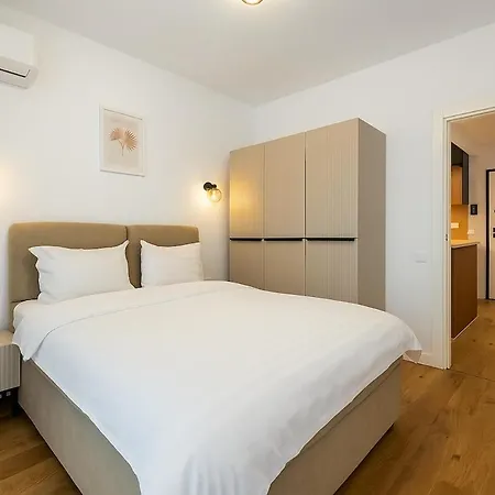 One Serenity Loft Parking * Бухарест