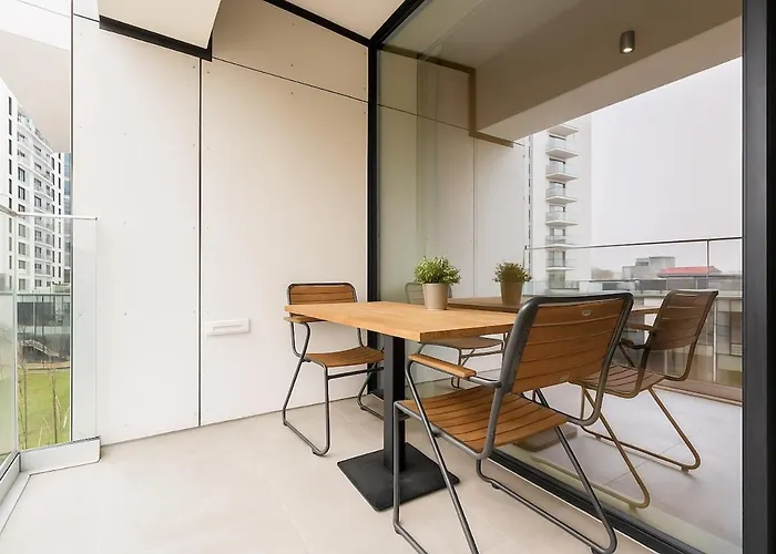 One Serenity Loft Parking Apartment